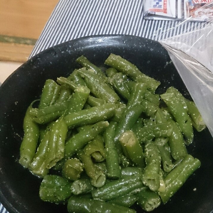 いんげんのゴマあえ
